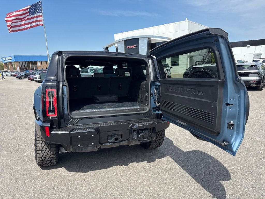Used 2024 GMC Hummer EV 3X w/ Omega Edition image 32