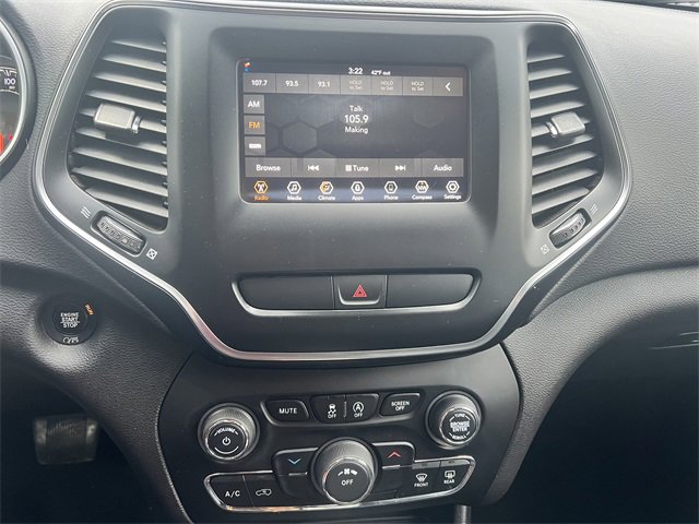 Used 2019 Jeep Cherokee Latitude Plus image 38