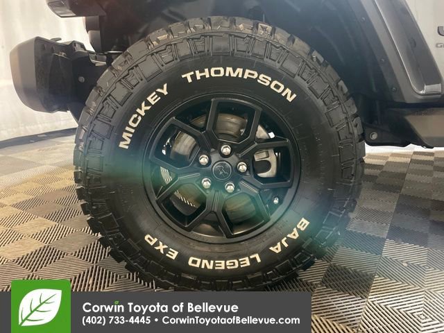 Used 2025 Jeep Gladiator Sport image 25