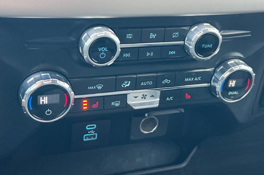 Used 2021 Ford F150 XLT w/ Equipment Group 302A High image 17