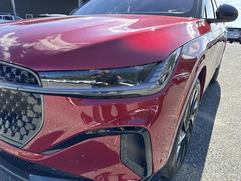 Certified 2024 Lincoln Nautilus Reserve w/ Equipment Group 203A image 9