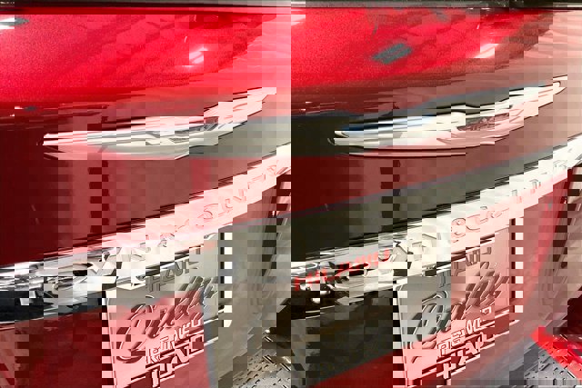 Used 2012 Chrysler Town & Country Limited w/ Luxury Group image 8