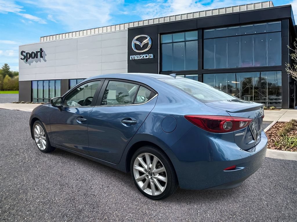 Used 2017 MAZDA MAZDA3 Grand Touring w/ Premium Equipment Package FWD image 5