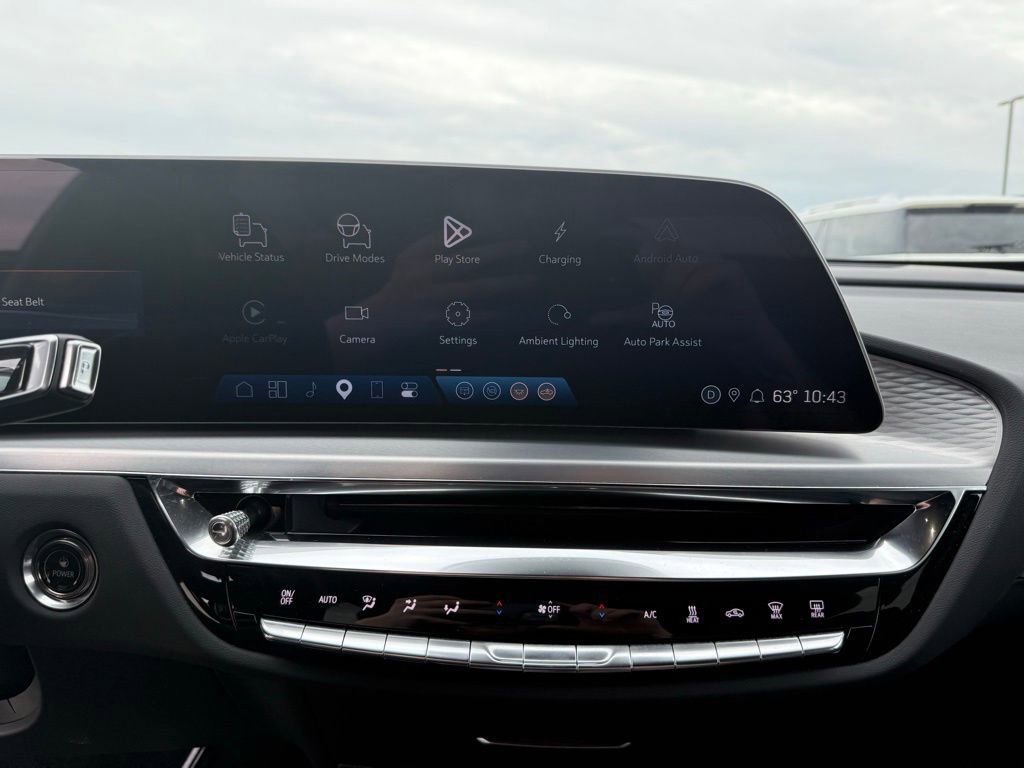 Certified 2025 Cadillac Lyriq Luxury w/ LPO, Floor Liner Package AWD/4WD image 23