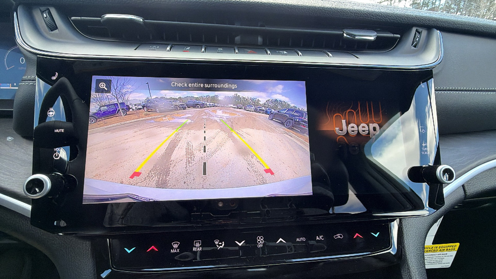 New 2026 Jeep Grand Cherokee Altitude AWD/4WD image 28