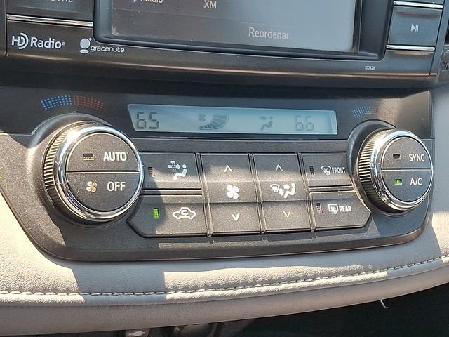 Used 2015 Toyota RAV4 XLE AWD/4WD image 17