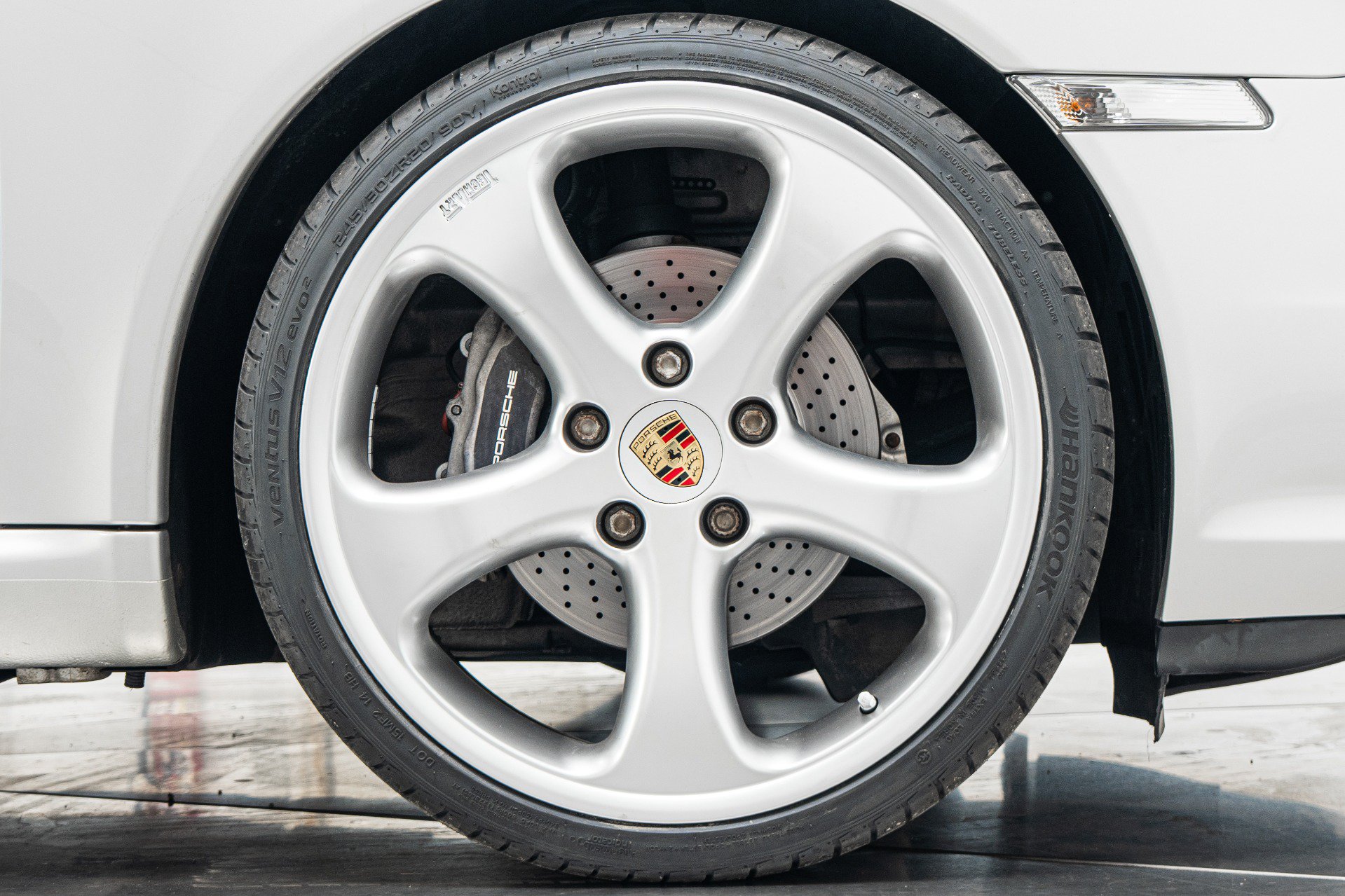 Used 2005 Porsche 911 Carrera RWD image 42