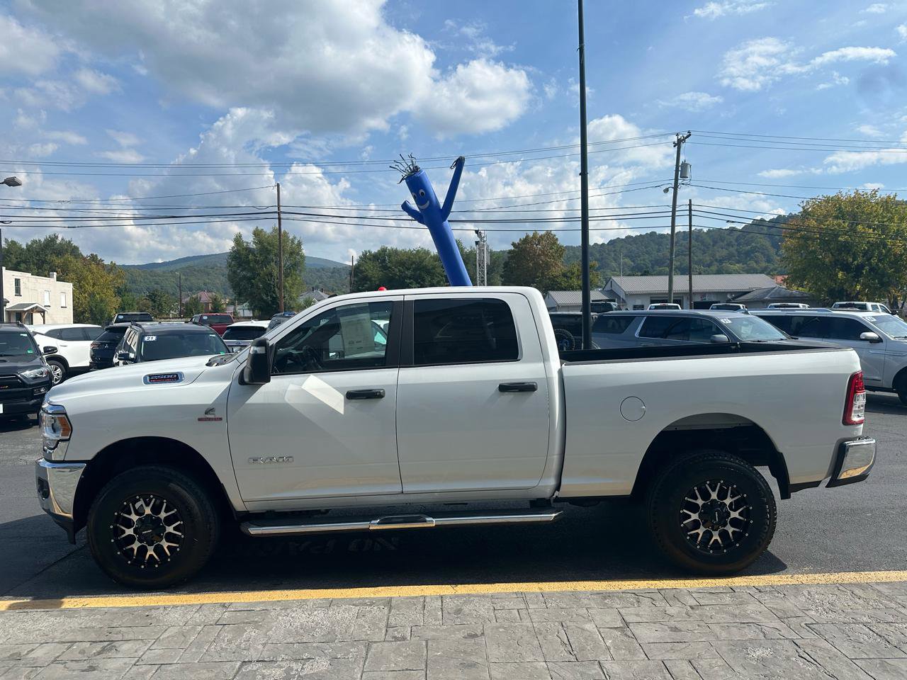 Used 2023 RAM 2500 Big Horn w/ Level 1 Equipment Group AWD/4WD image 5