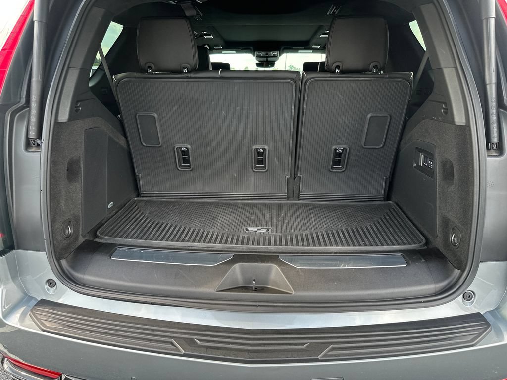 Used 2024 Cadillac Escalade Sport Platinum AWD/4WD image 8