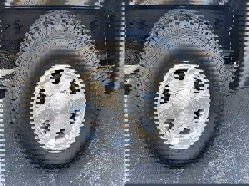 Used 2005 GMC Sierra 1500 SLT w/ Light Duty Power Package image 11