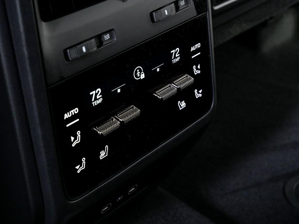 New 2026 Porsche Macan Turbo Electric image 22