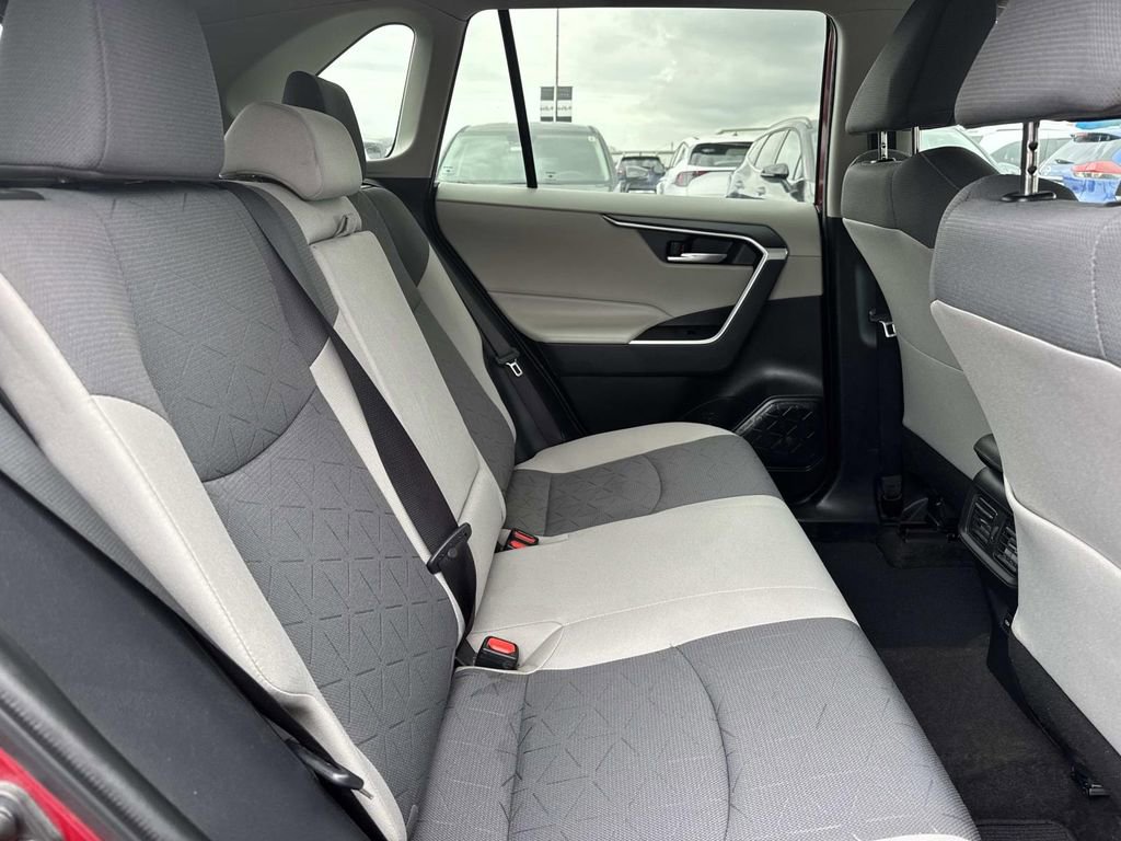 Used 2023 Toyota RAV4 XLE image 10