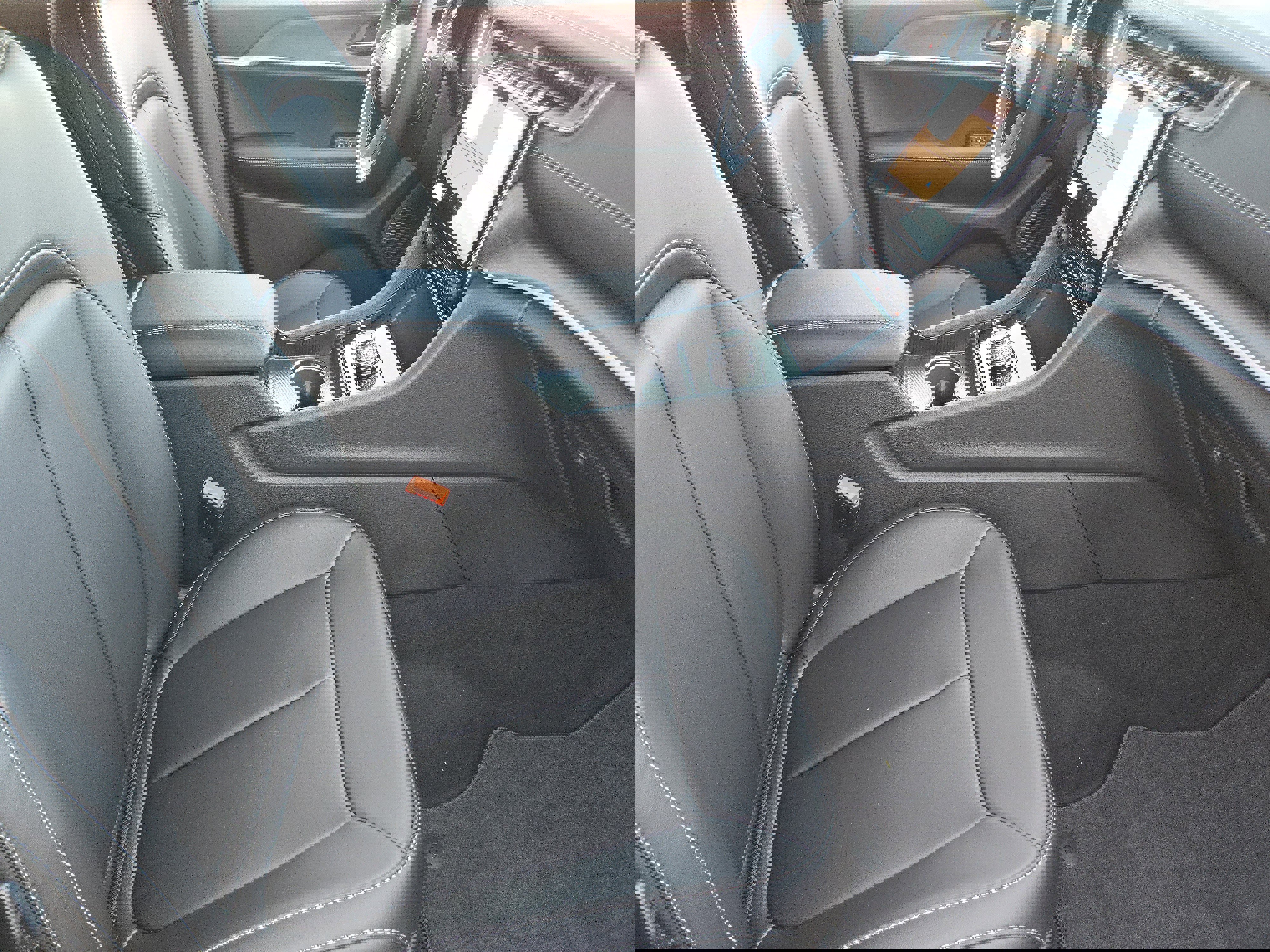 New 2025 Jeep Grand Cherokee L Limited w/ Black Appearance Package image 12