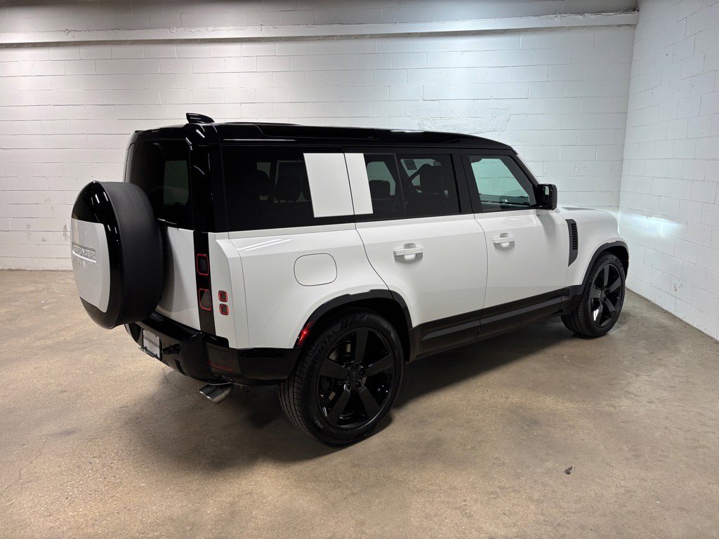 New 2026 Land Rover Defender 110 V8 image 6