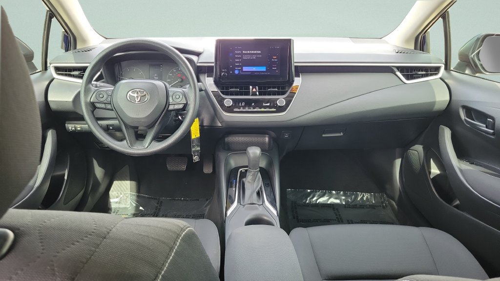 Used 2025 Toyota Corolla LE FWD image 10