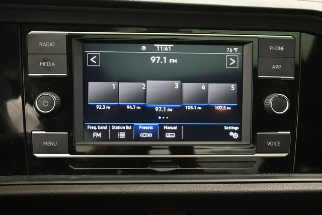Used 2023 Volkswagen Jetta SE FWD image 11
