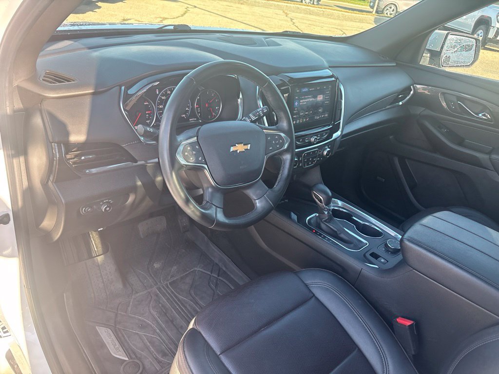 Used 2024 Chevrolet Traverse High Country AWD/4WD image 19