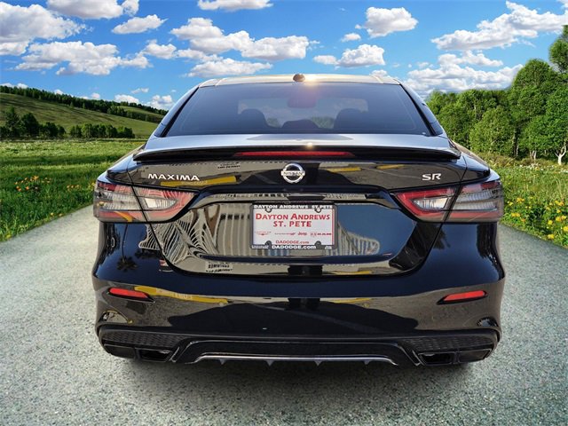 Used 2022 Nissan Maxima SR w/ Sport Mat Group image 6