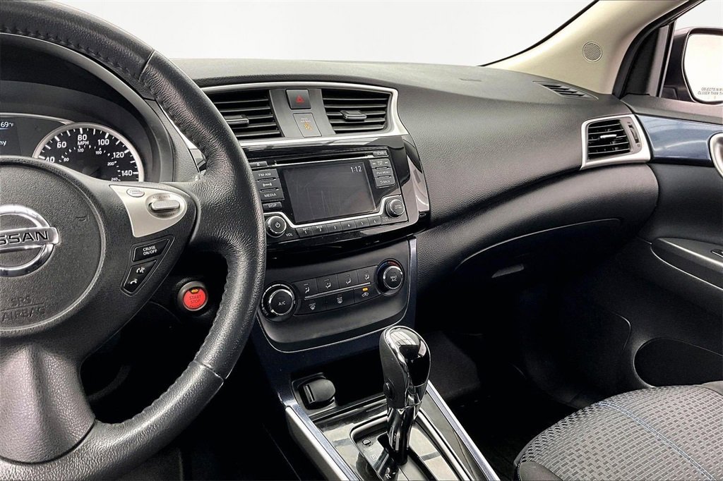 Used 2017 Nissan Sentra SR image 6