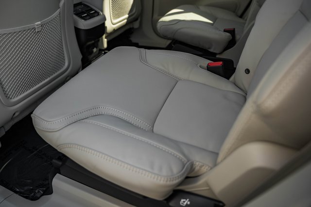 New 2026 Volvo XC90 B6 Ultra image 31
