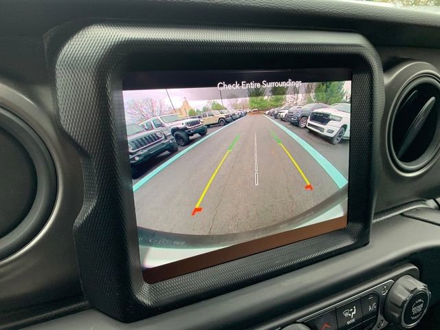 Used 2022 Jeep Wrangler Unlimited Sport image 26