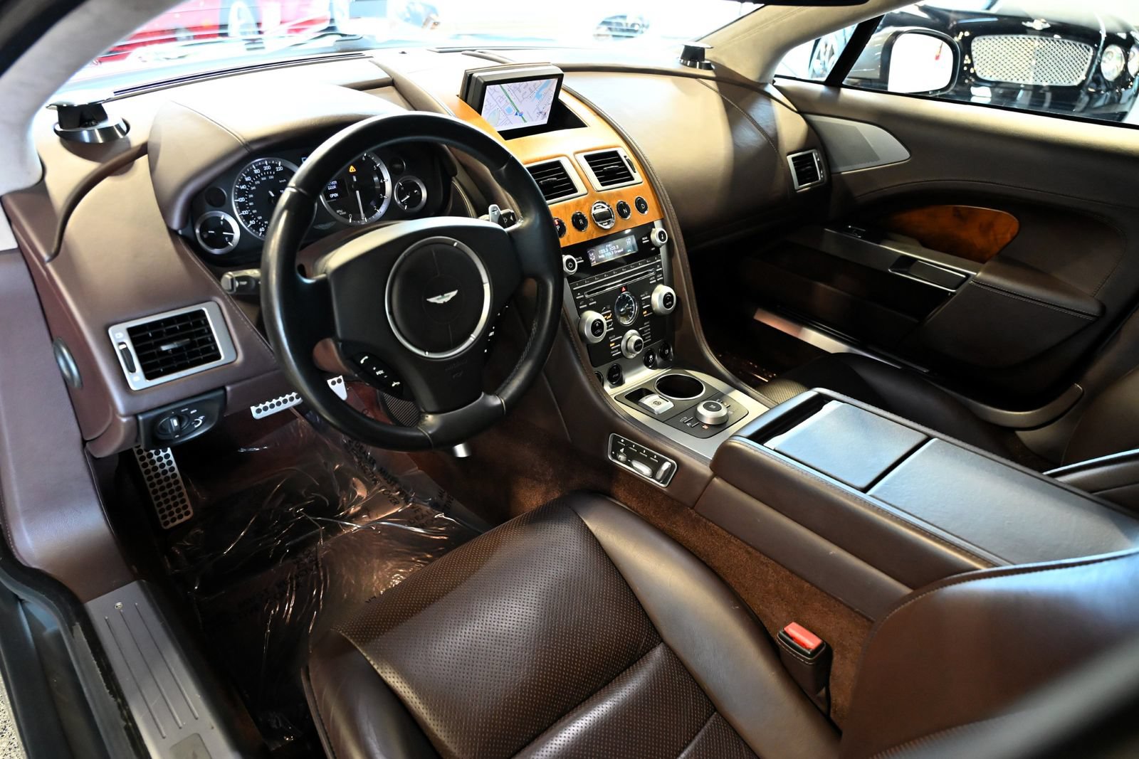 Used 2011 Aston Martin Rapide RWD image 29