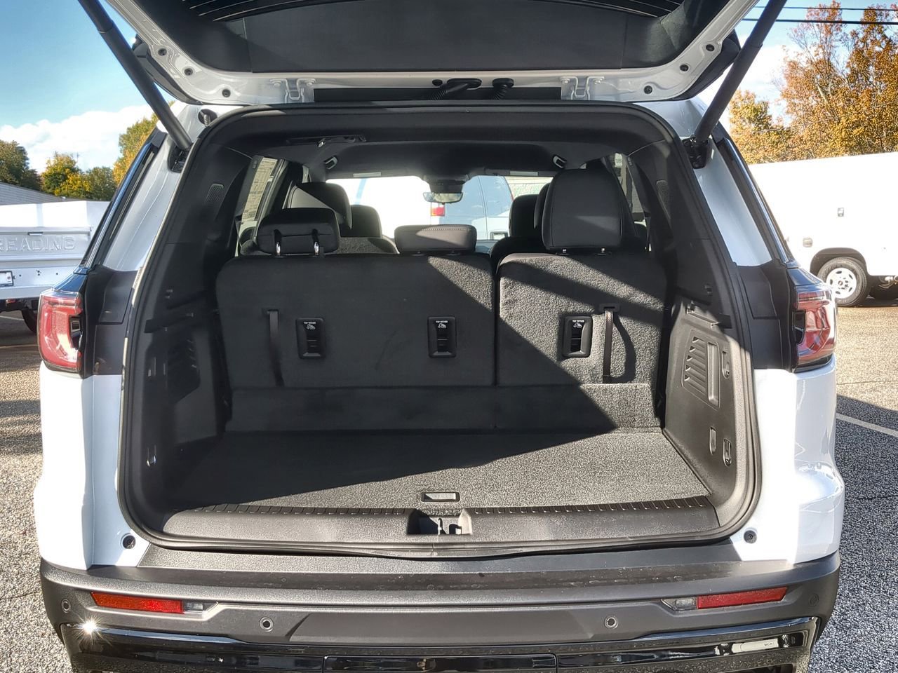 Used 2026 GMC Acadia Elevation w/ Black Edition FWD image 26