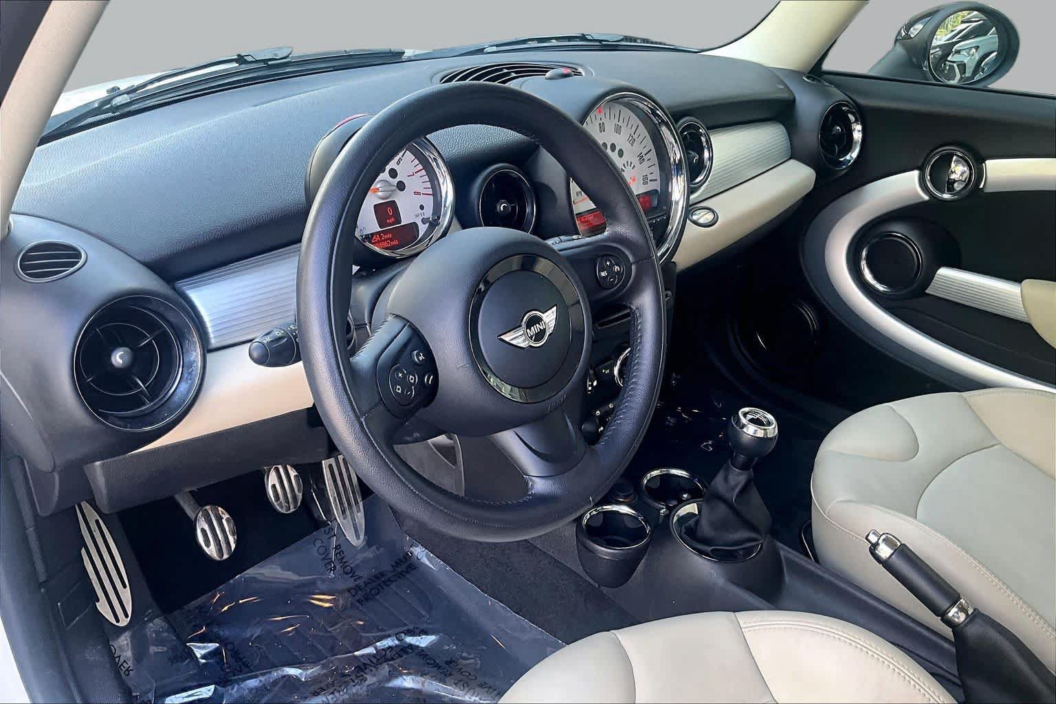 Used 2013 MINI Cooper Clubman S FWD image 17