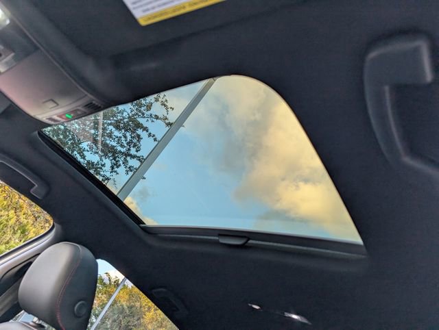 Used 2020 Volkswagen GTI SE image 22