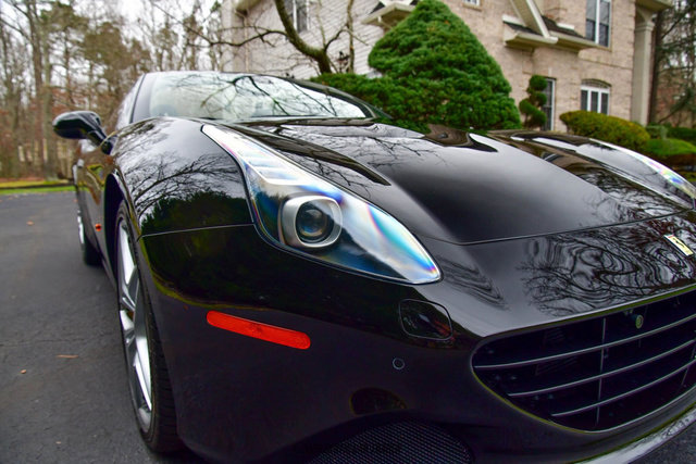 Used 2016 Ferrari California T RWD image 76