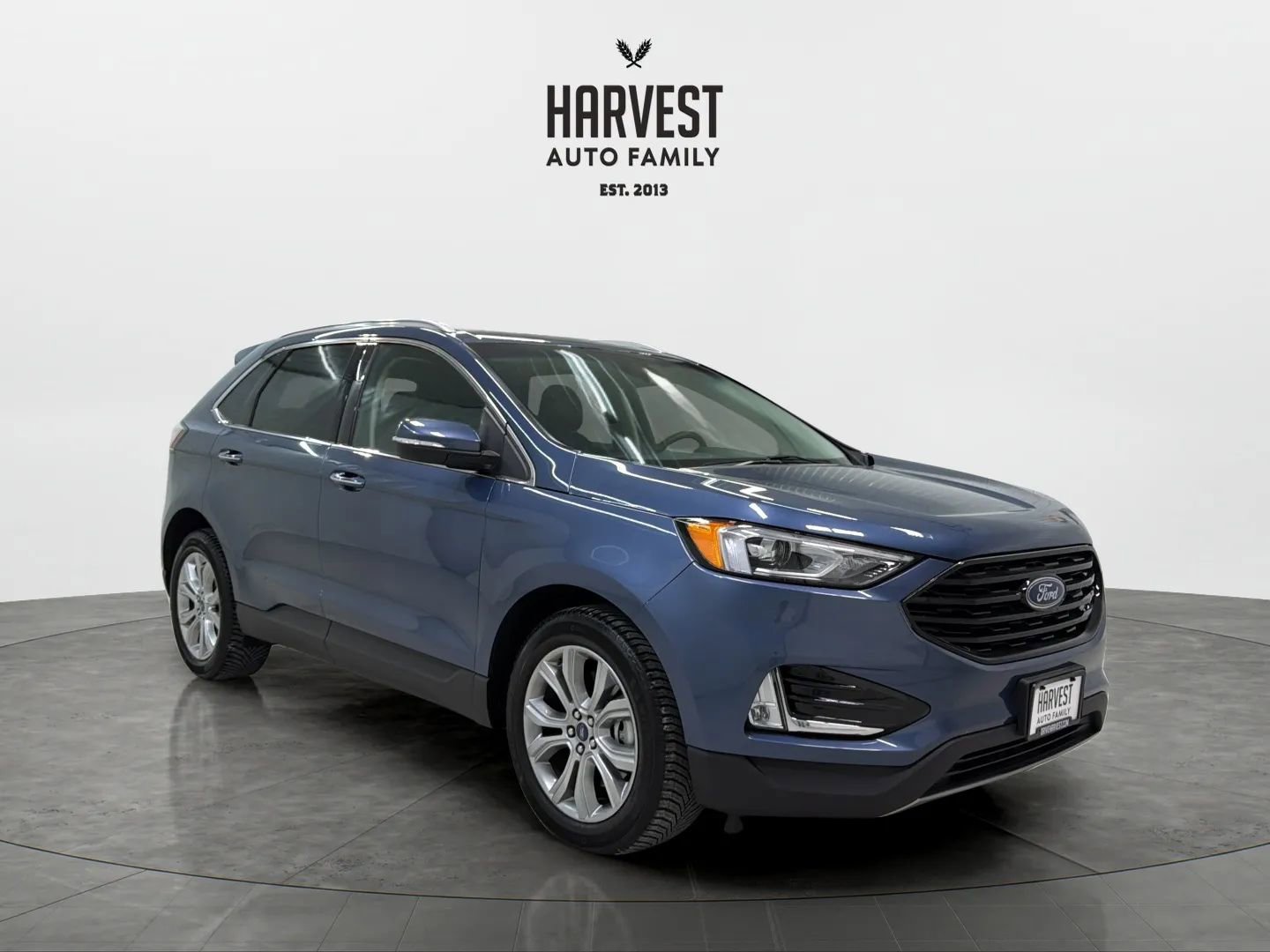 Used 2019 Ford Edge Titanium w/ Cold Weather Package AWD/4WD image 10
