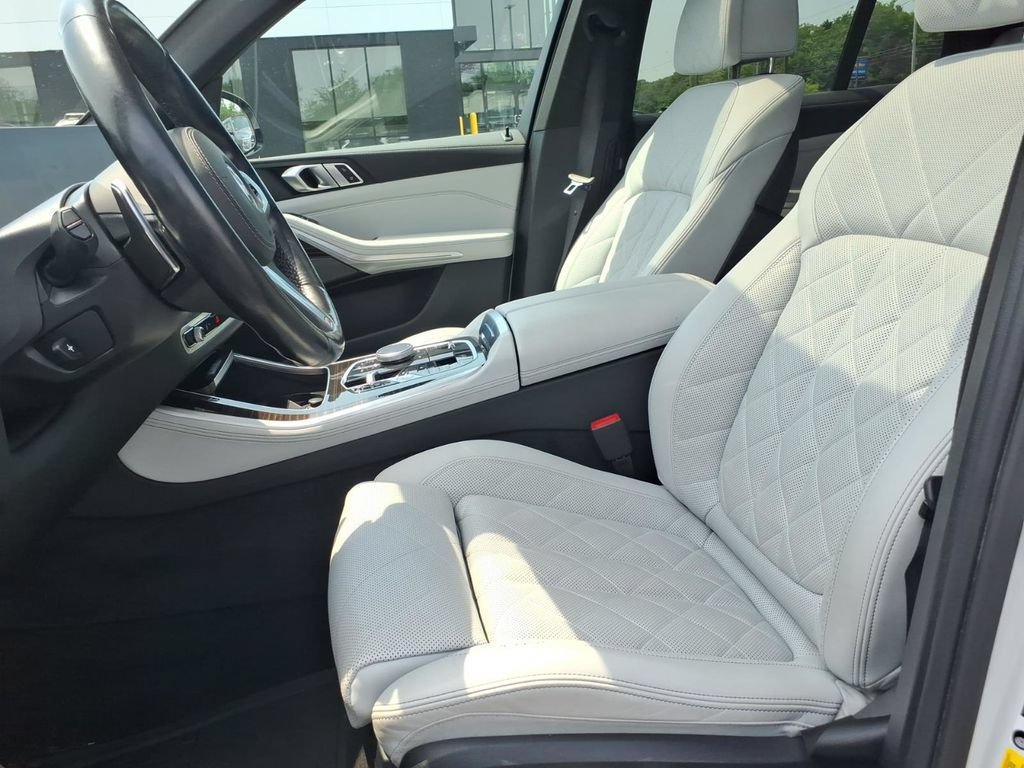 Used 2024 BMW X5 xDrive50e w/ M Sport Package AWD/4WD image 13