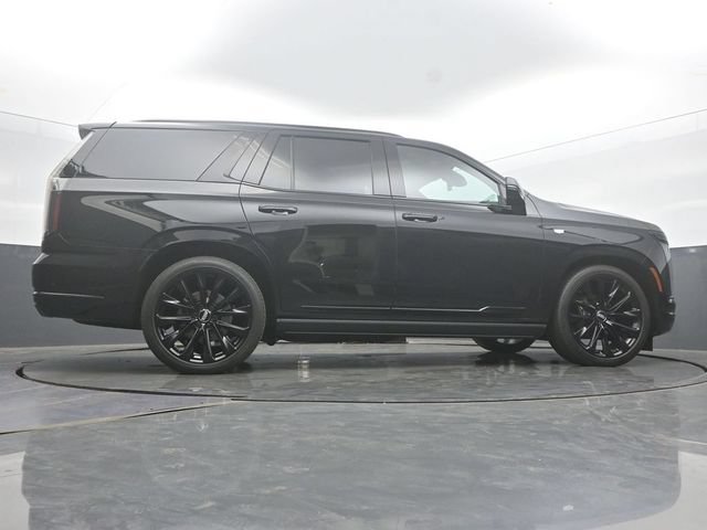 Certified 2026 Cadillac Escalade Platinum Sport w/ LPO, ONYX Package AWD/4WD image 53