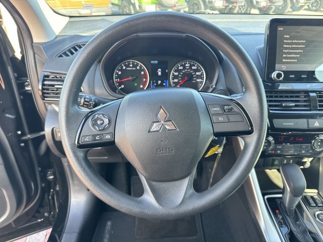 Used 2023 Mitsubishi Eclipse Cross LE AWD/4WD image 15