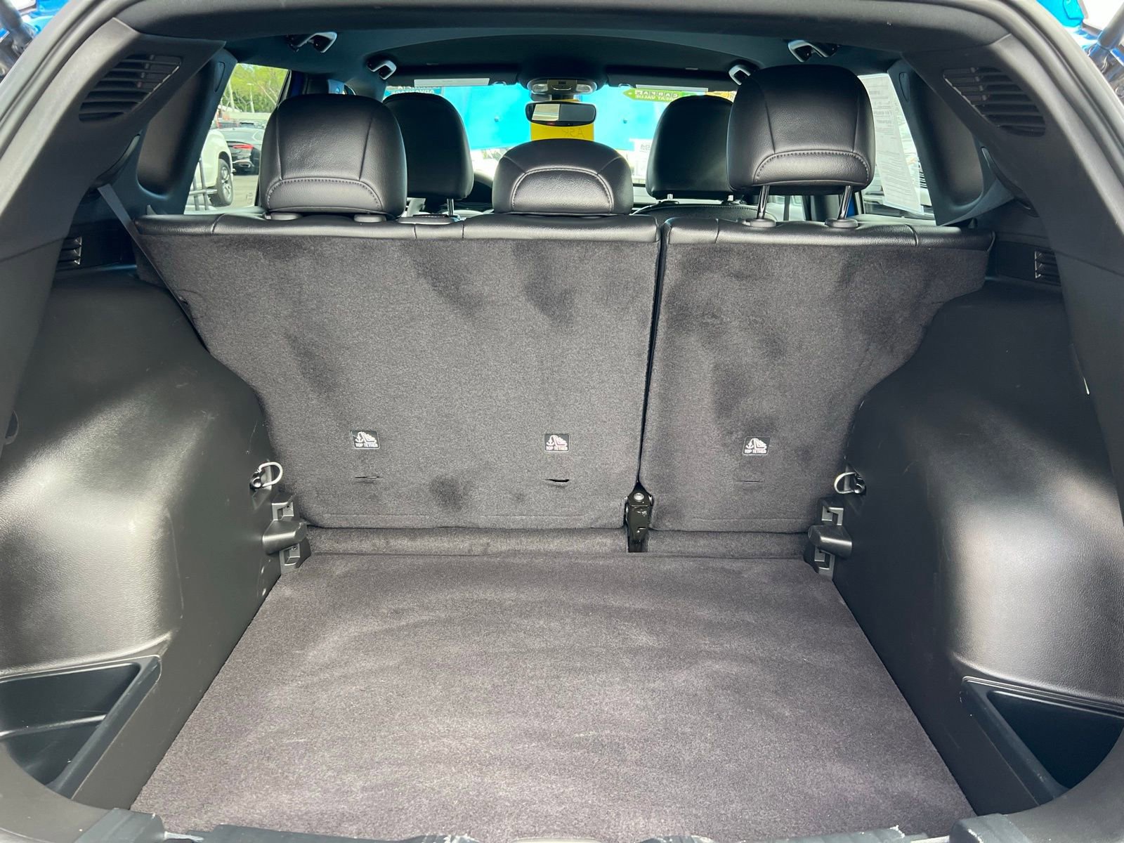 Used 2025 Jeep Compass Limited image 18