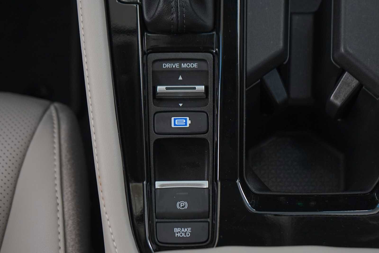Used 2025 Honda Accord Touring image 21
