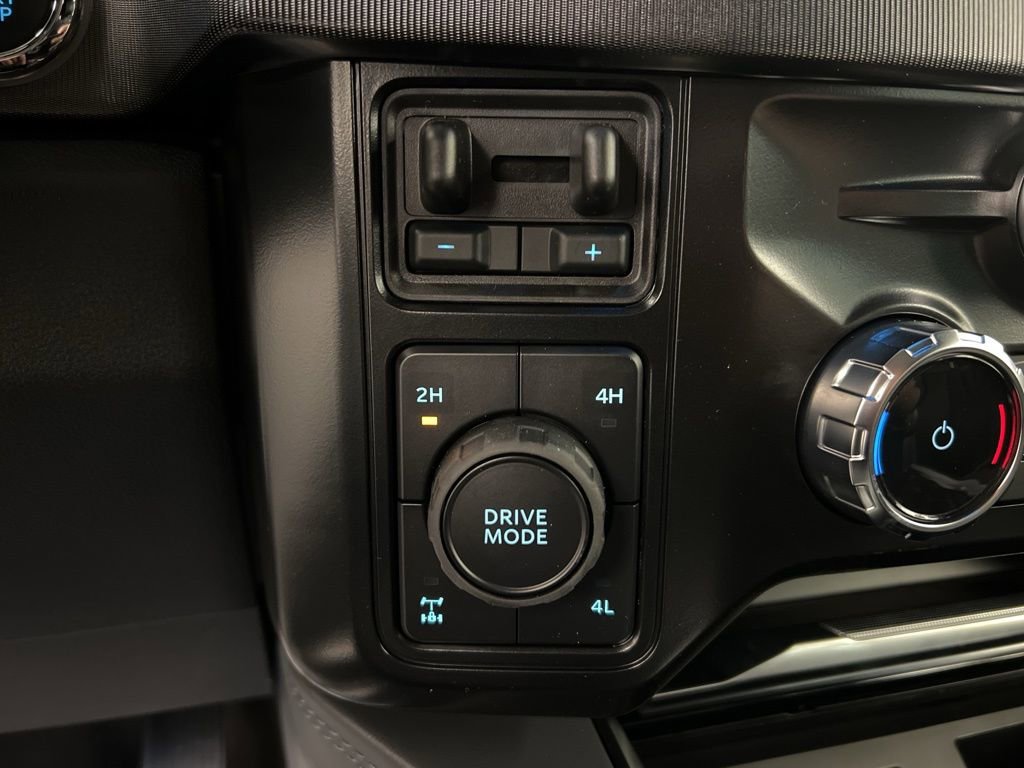 New 2026 Ford F250 Platinum AWD/4WD image 17