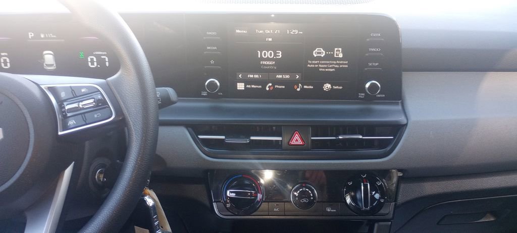 Used 2025 Kia Seltos LX image 12