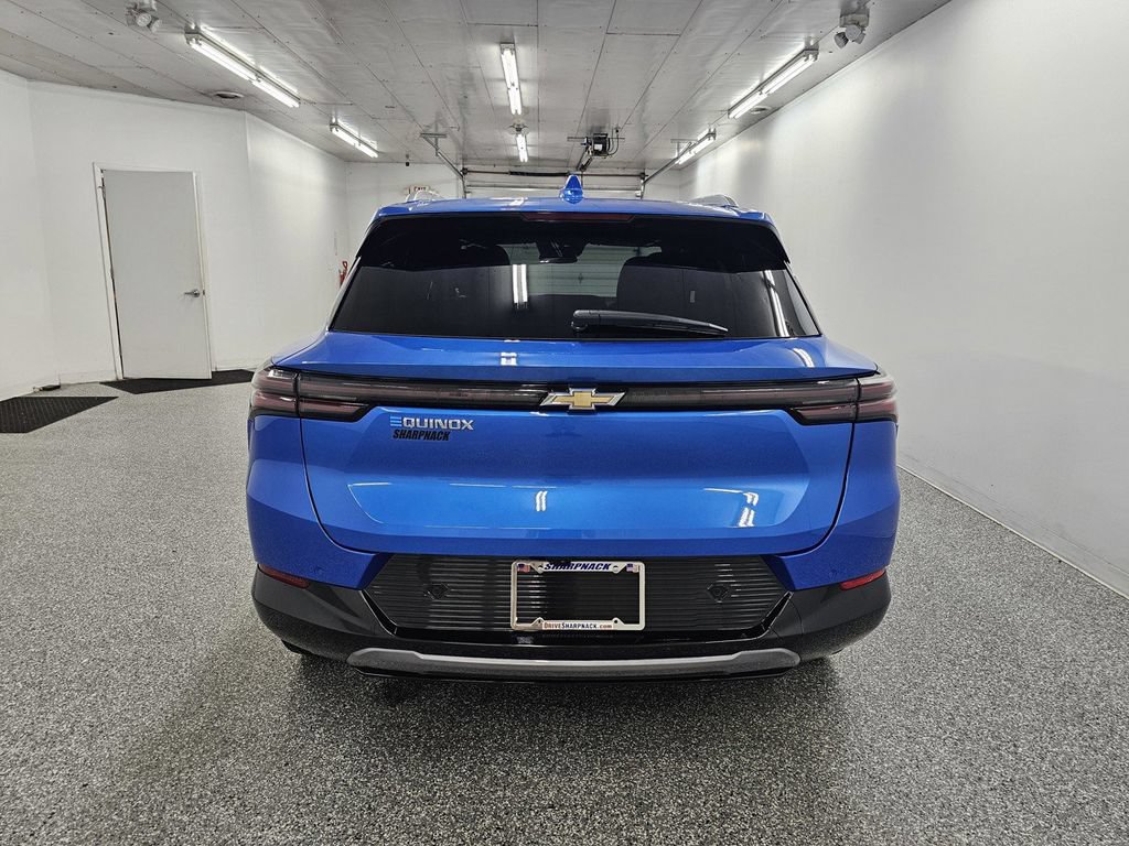 Used 2024 Chevrolet Equinox EV LT FWD image 6