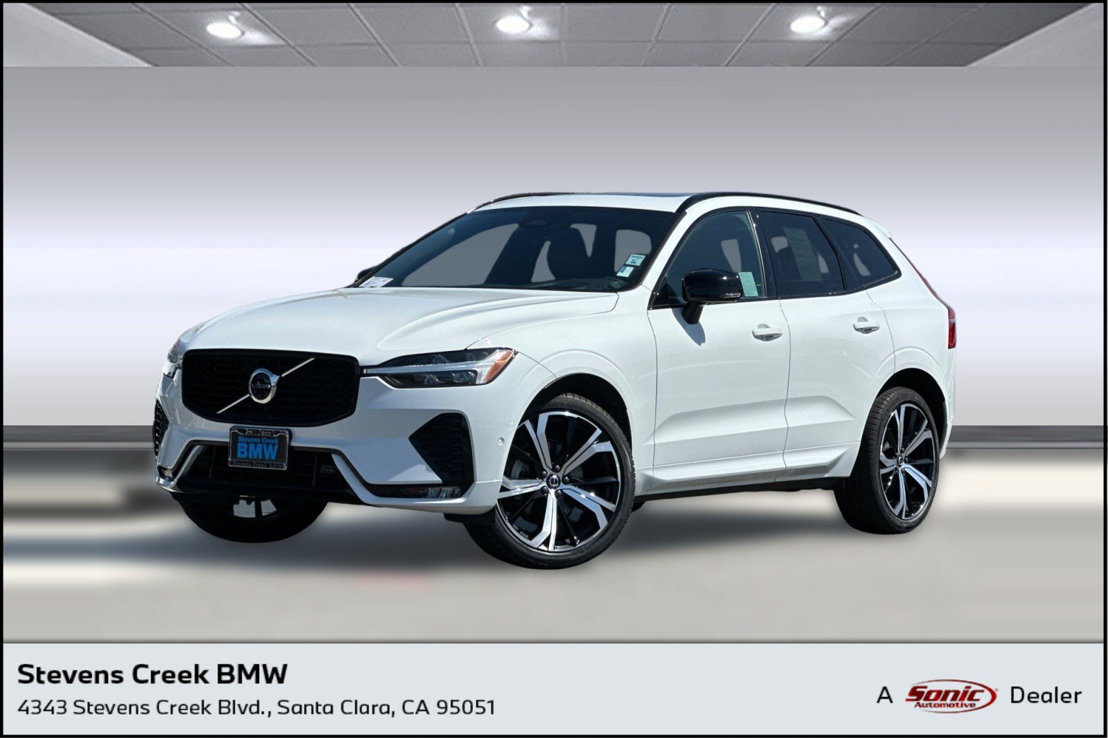 Used 2022 Volvo XC60 B5 R-Design w/ Advanced Package AWD/4WD image 1