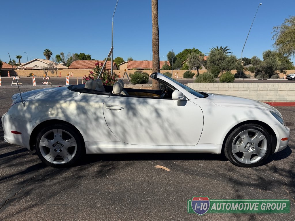 Used 2005 Lexus SC 430 Convertible w/ Preferred Accessory Pkg RWD image 3