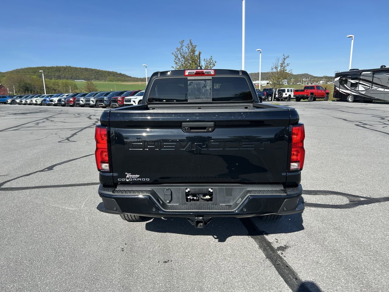 Used 2024 Chevrolet Colorado Z71 w/ Z71 Convenience Package 2 AWD/4WD image 6