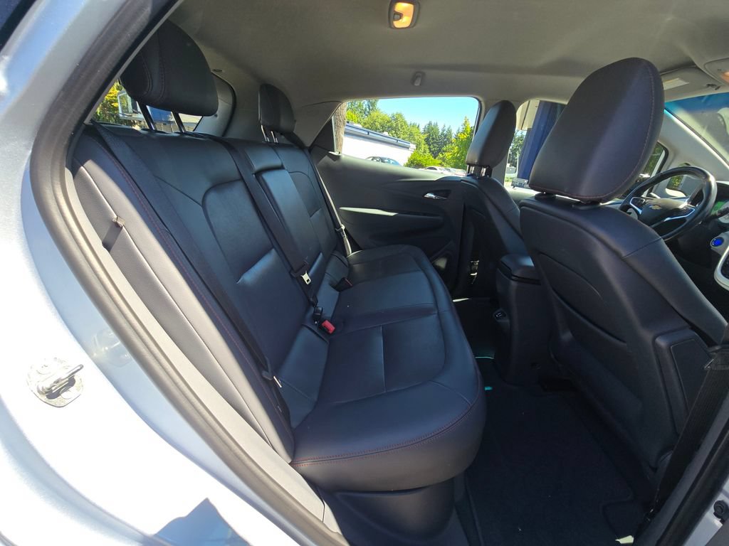 Used 2017 Chevrolet Bolt Premier w/ Driver Confidence II Package FWD image 12