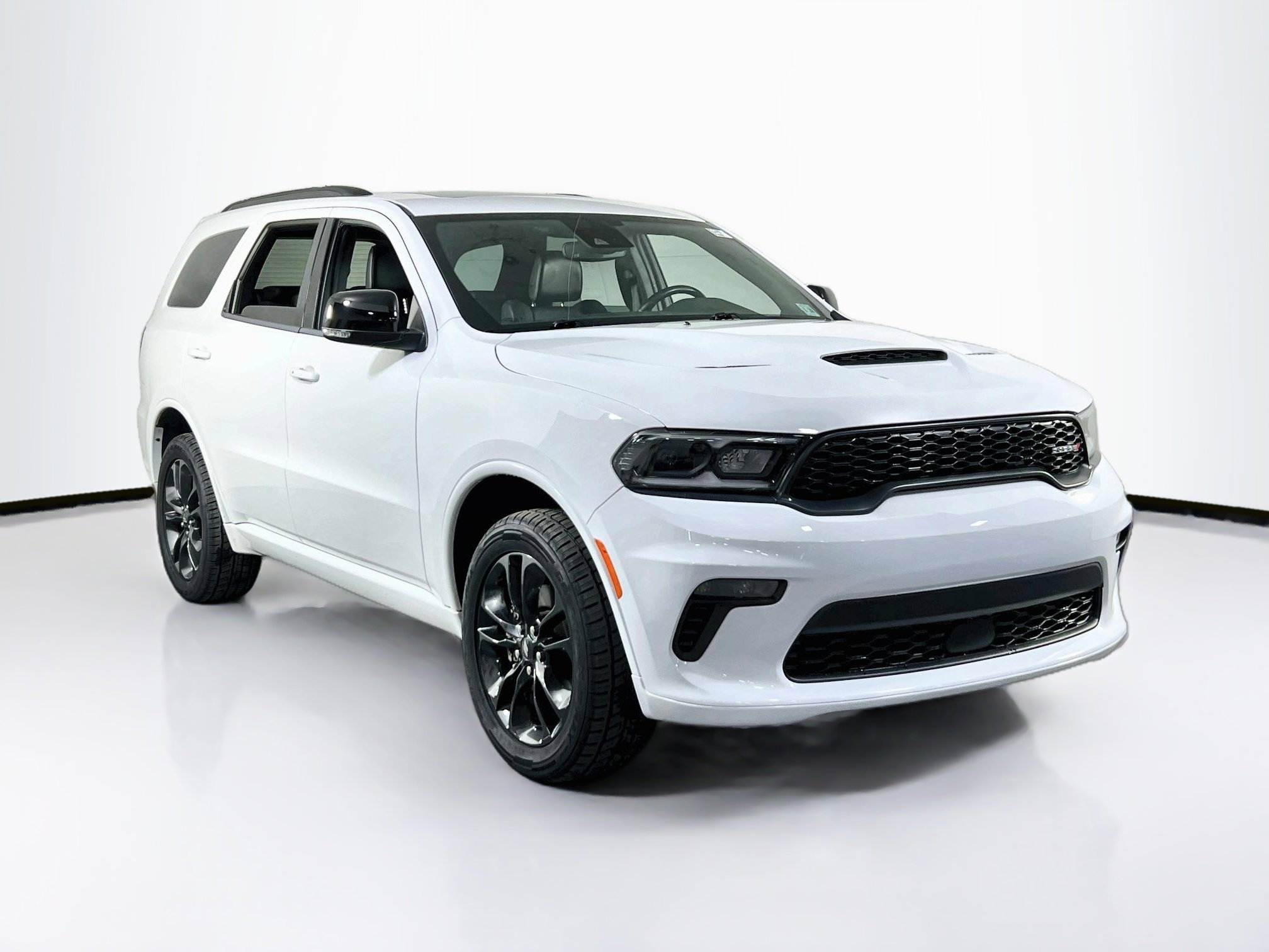Used 2022 Dodge Durango GT image 3