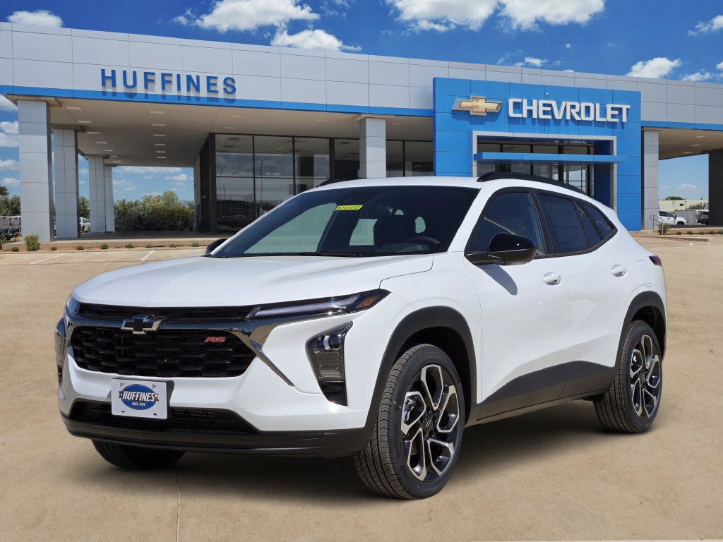 New 2026 Chevrolet Trax RS w/ Driver Confidence Package FWD image 2