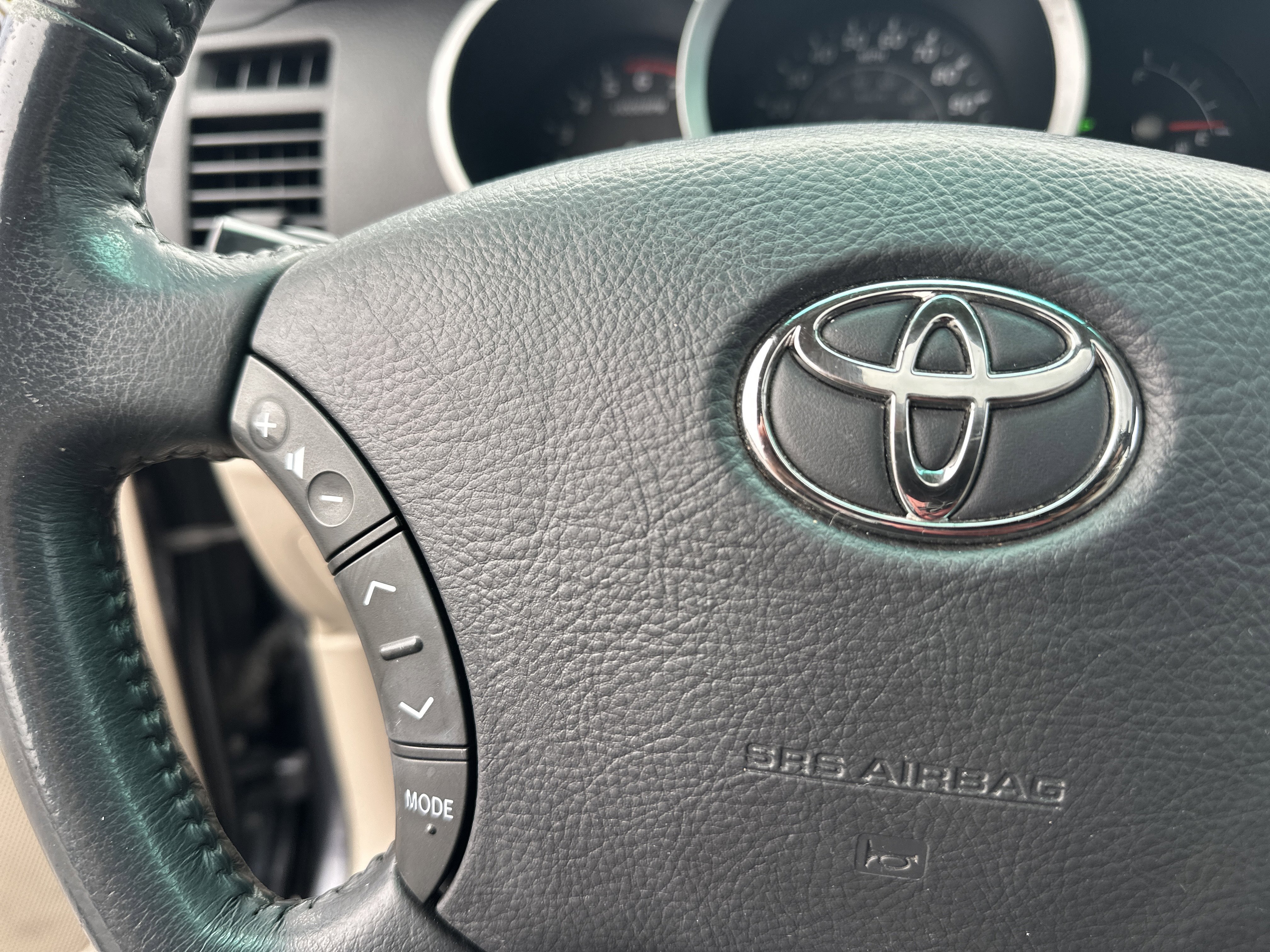 Used 2008 Toyota 4Runner SR5 image 25