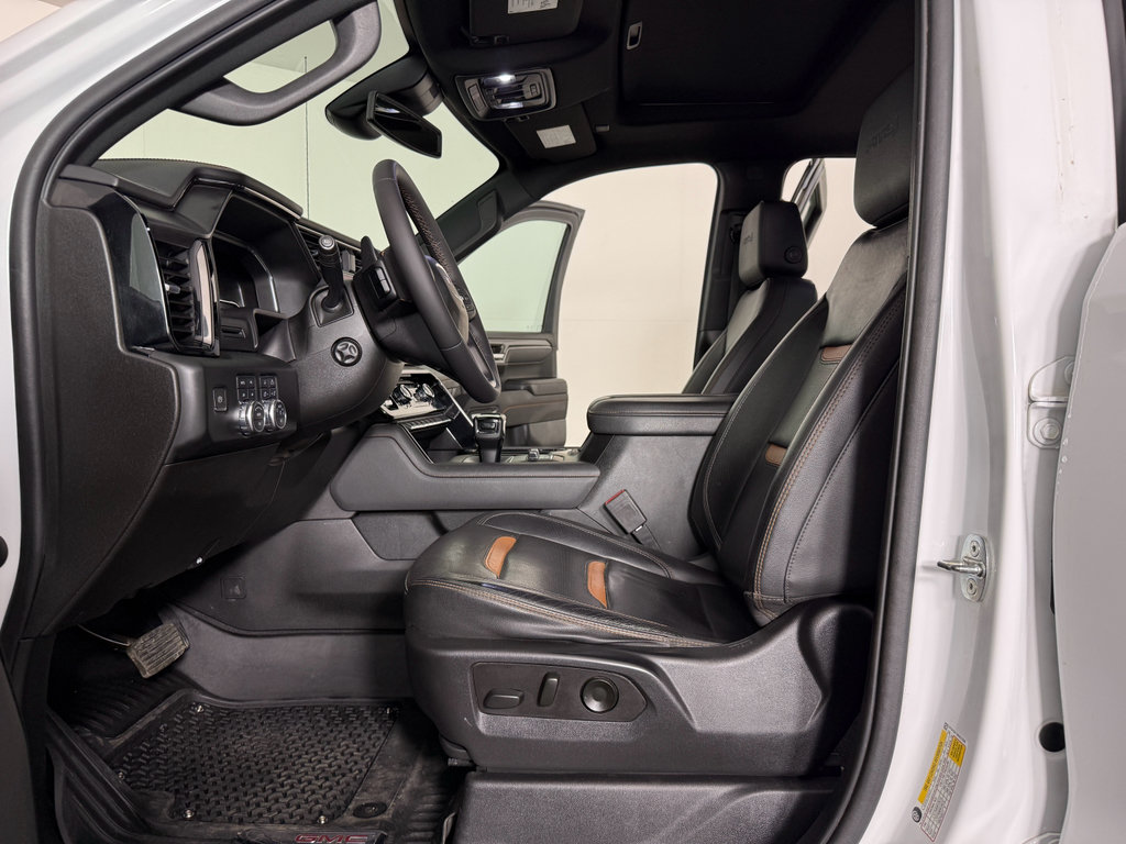 Used 2022 GMC Sierra 1500 AT4 w/ AT4 Preferred Package AWD/4WD image 22