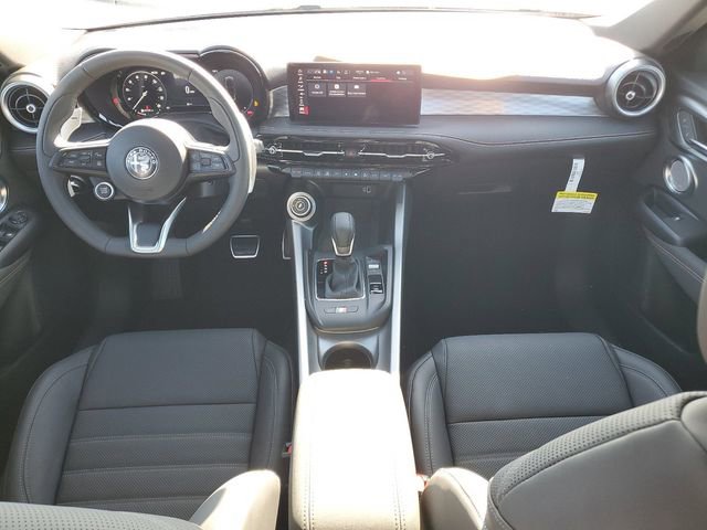 New 2025 Alfa Romeo Tonale Veloce w/ Premium Package image 12