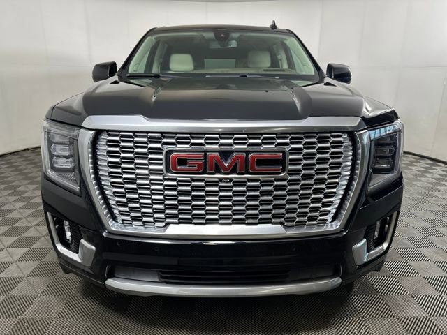 Used 2022 GMC Yukon XL Denali image 8