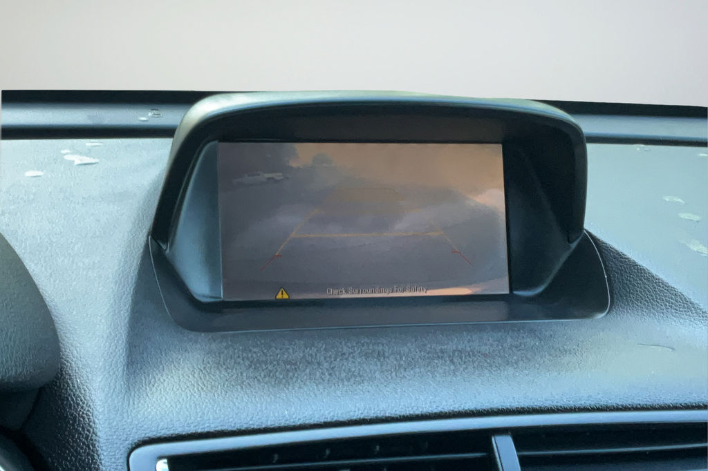 Certified 2016 Buick Encore Convenience FWD image 16